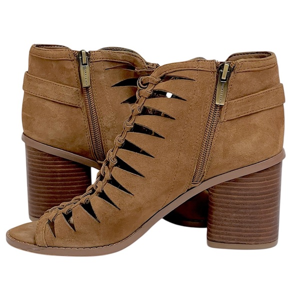 VINCE CAMUTO TORINDI SUEDE & LEATHER LACE UP PEEP TOE BOHEMIAN BOOTIES SZ 7 M - Picture 11 of 16